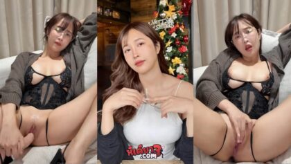 คลิปหลุด Deerlong น้องเดียร์ลองเน็ตไอดอลสาวคนดัง Onlyfans เงี่ยนจัดนั่งเบ็ดหีแก้เงี่ยนอย่างเสียว เอาควยปลอมยัดหีร้องครางอย่างเงี่ยน ก่อนจะเบ็ดด้วยนิ้วจนน้ำแตกเยิ้มเต็มหี