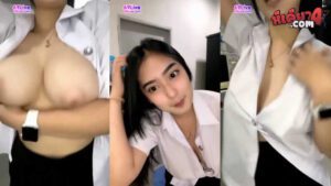 คลิปหลุดไลฟ์สดthlive สาวชุดนักศึกษามาไลฟ์สดเต้นยั่วเย็ดโชว์เสียวได้เด็ดจัดๆ มาขย่ำนมในชุดนักศึกษาโครตเด็ด ต่อด้วยก่อนจบไลฟ์สดมาแก้ผ้าโชว์นมให้ดูดแล้วนมอย่างเด็ดหัวนมสีชมพูมานวดนมโชว์เสียว